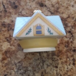 Lenox Spice Village House Bay Roof